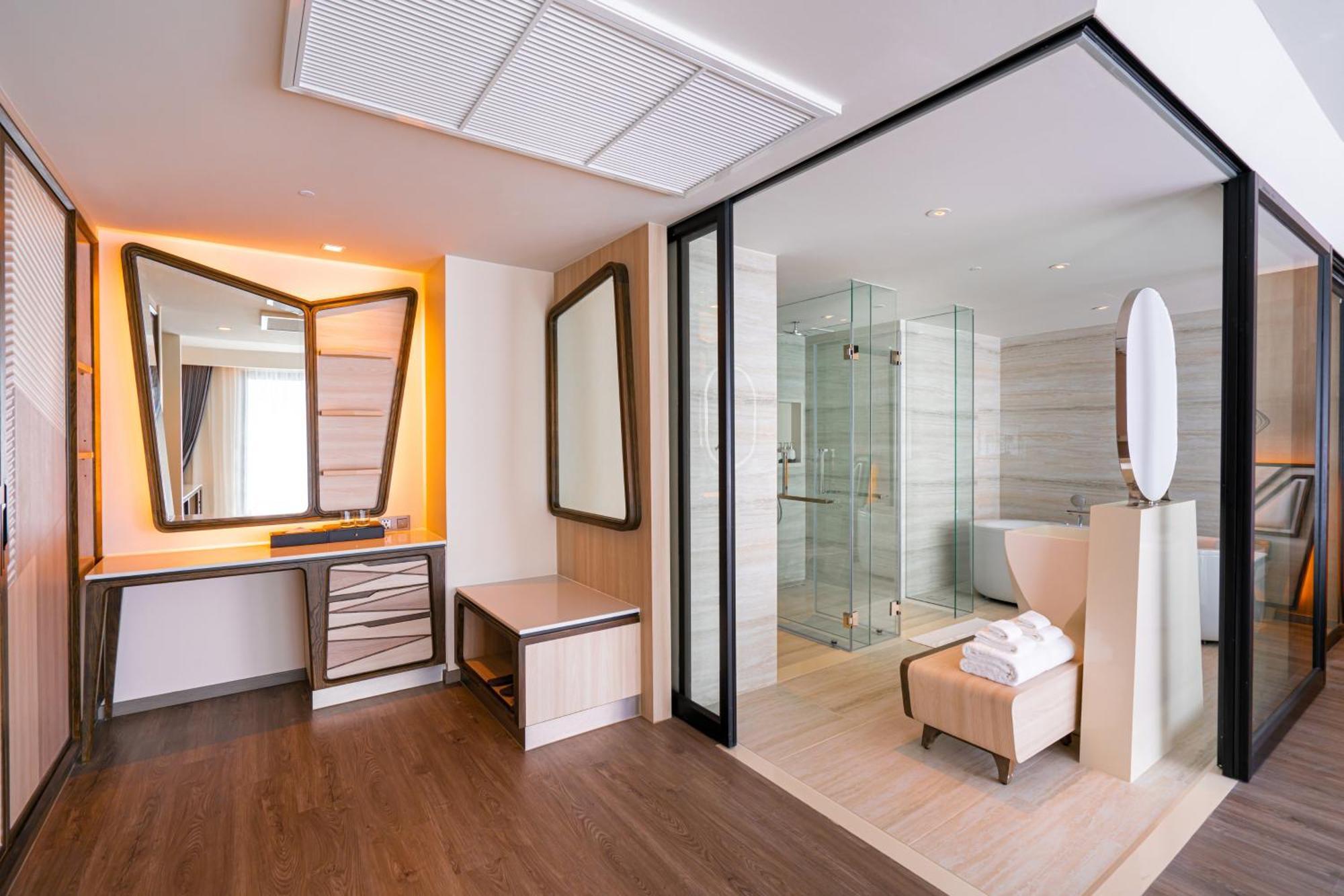 Amethyst Hotel 4*