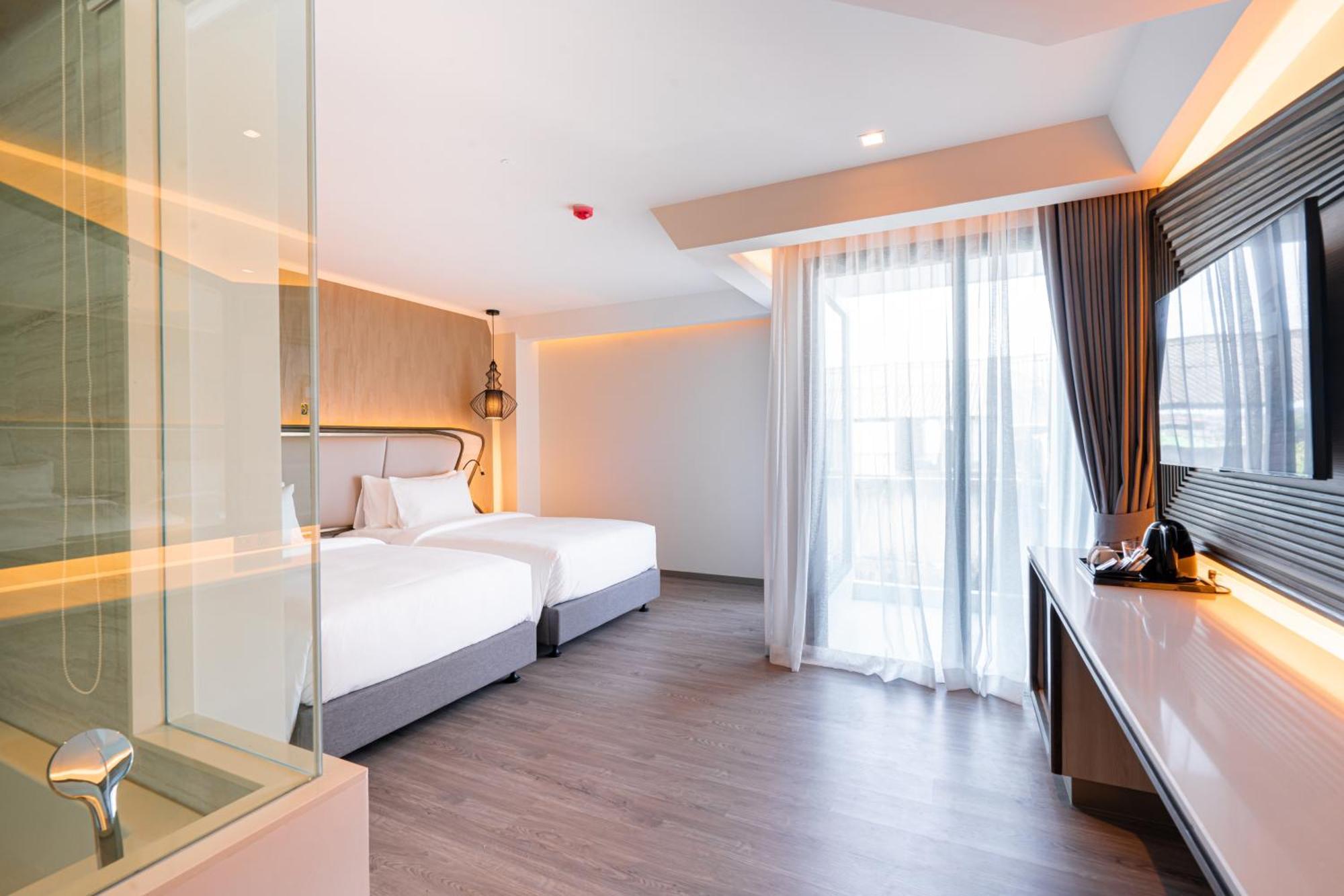 Hotel Amethyst 4*
