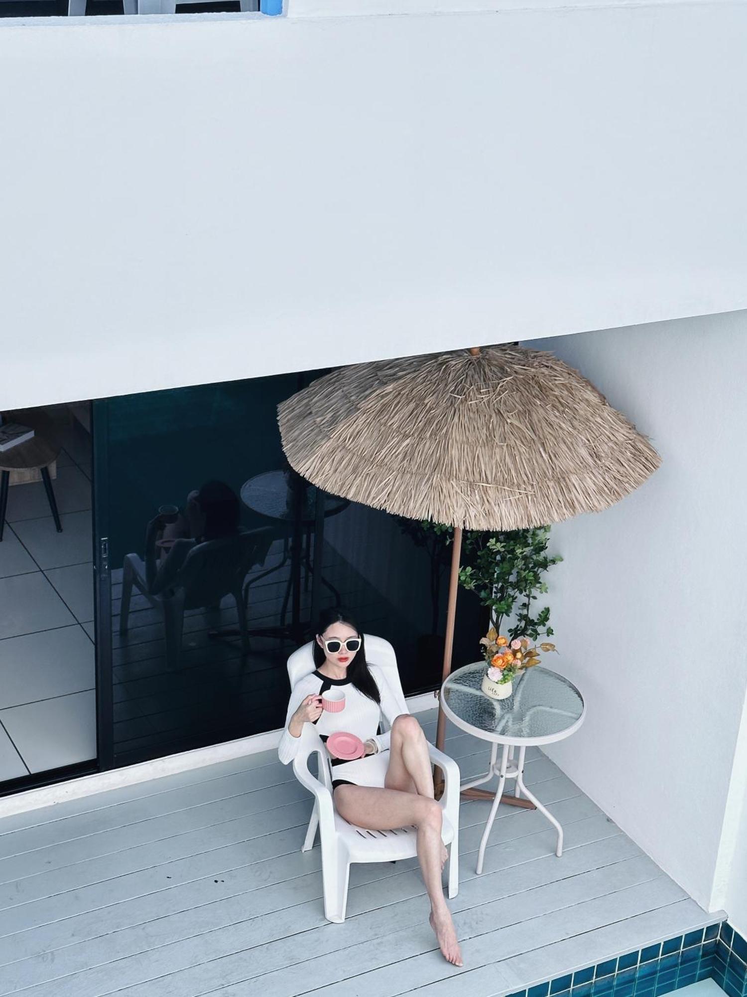 Mona Lisa Pool Pattaya