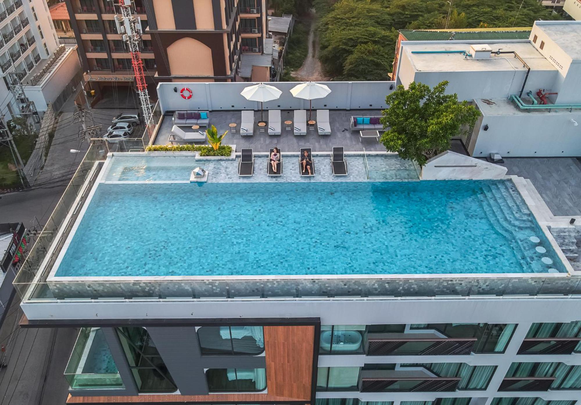 Amethyst Hotel