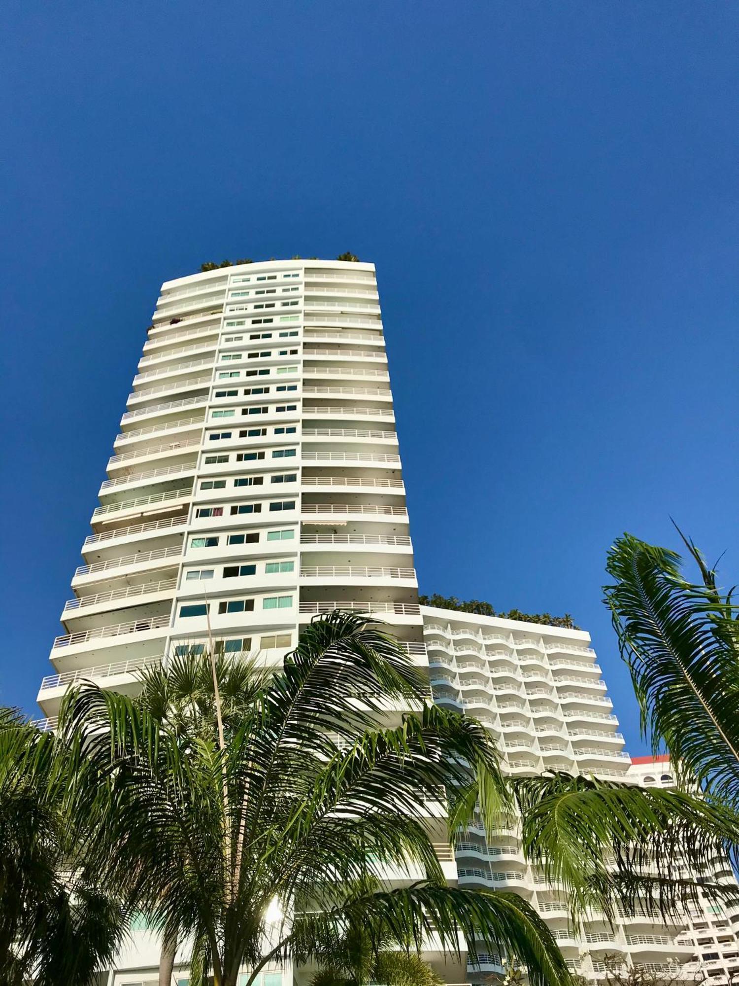 View Talay 7 Seaview Apartment