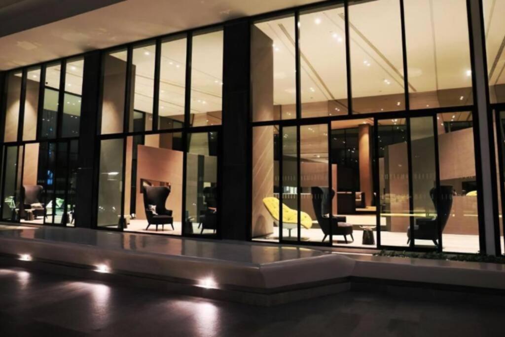 Apartment The Base Quiet With Infinity Pool & Free Netflix *