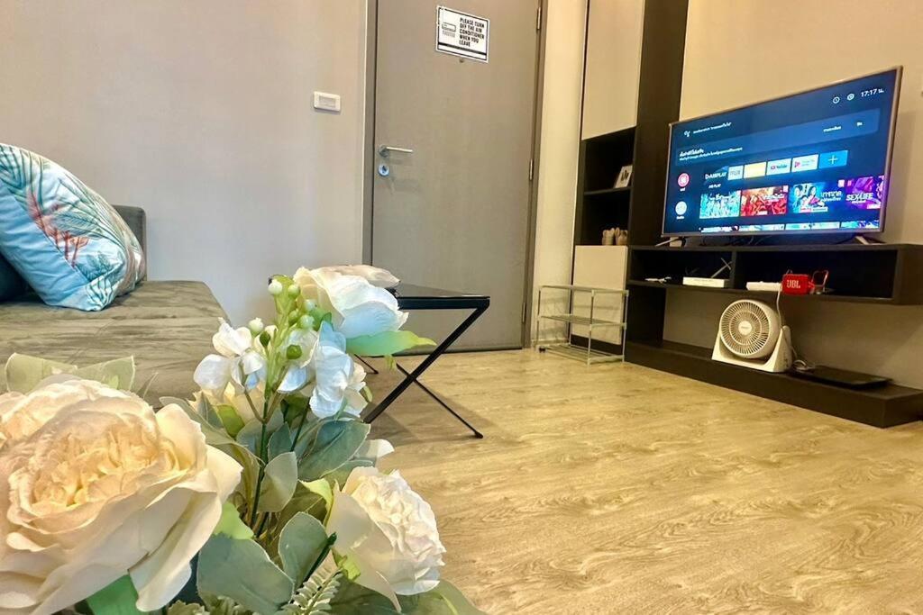 The Base Quiet With Infinity Pool & Free Netflix Apartment *