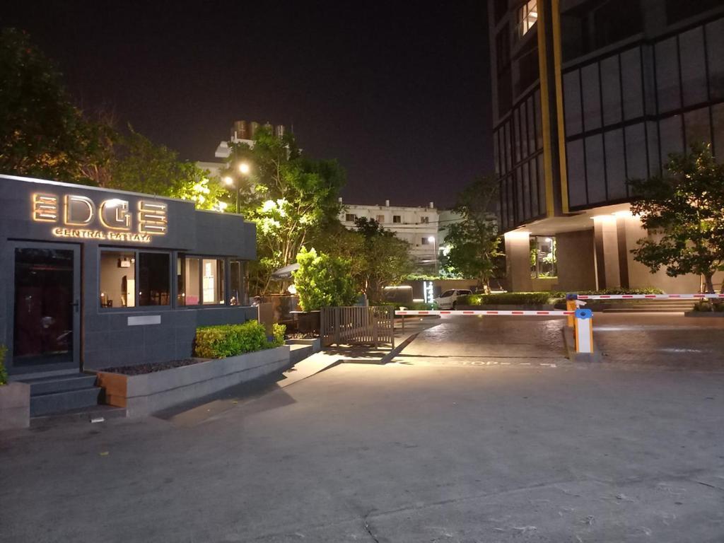 Edge Apartment Pattaya