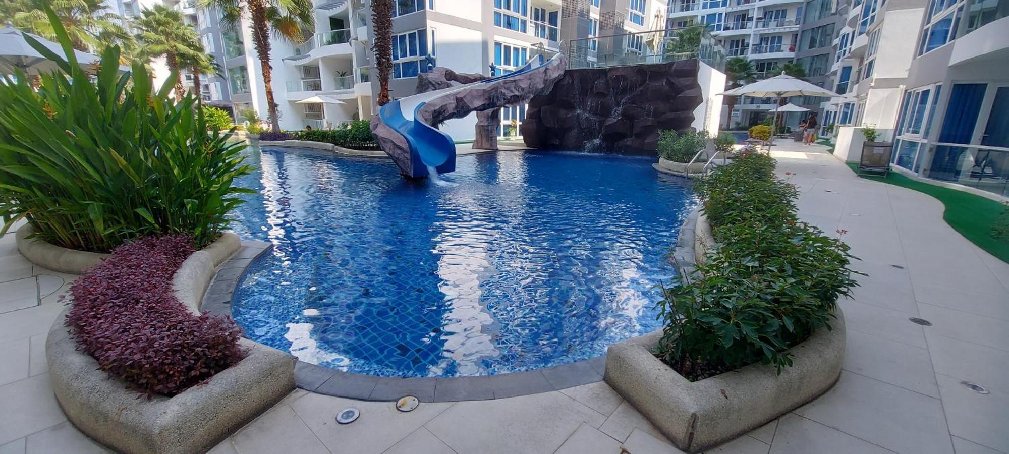 Apartment Grand Avenue - Luxury - 2 Bedroom 2 Baths - Pool-view *