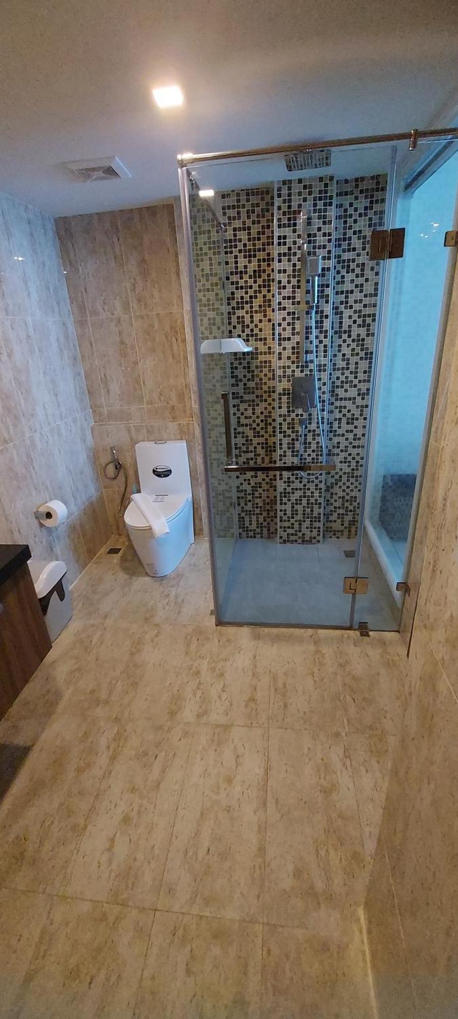 Grand Avenue, Luxury Suite, 72sqm Pool View With Lounge Area Apartment