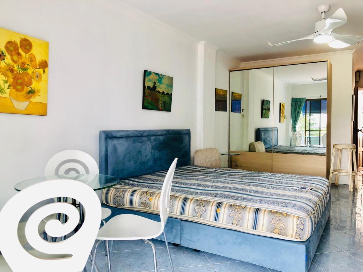 Apartment Jomtien Hill Pratamnak Pattaya