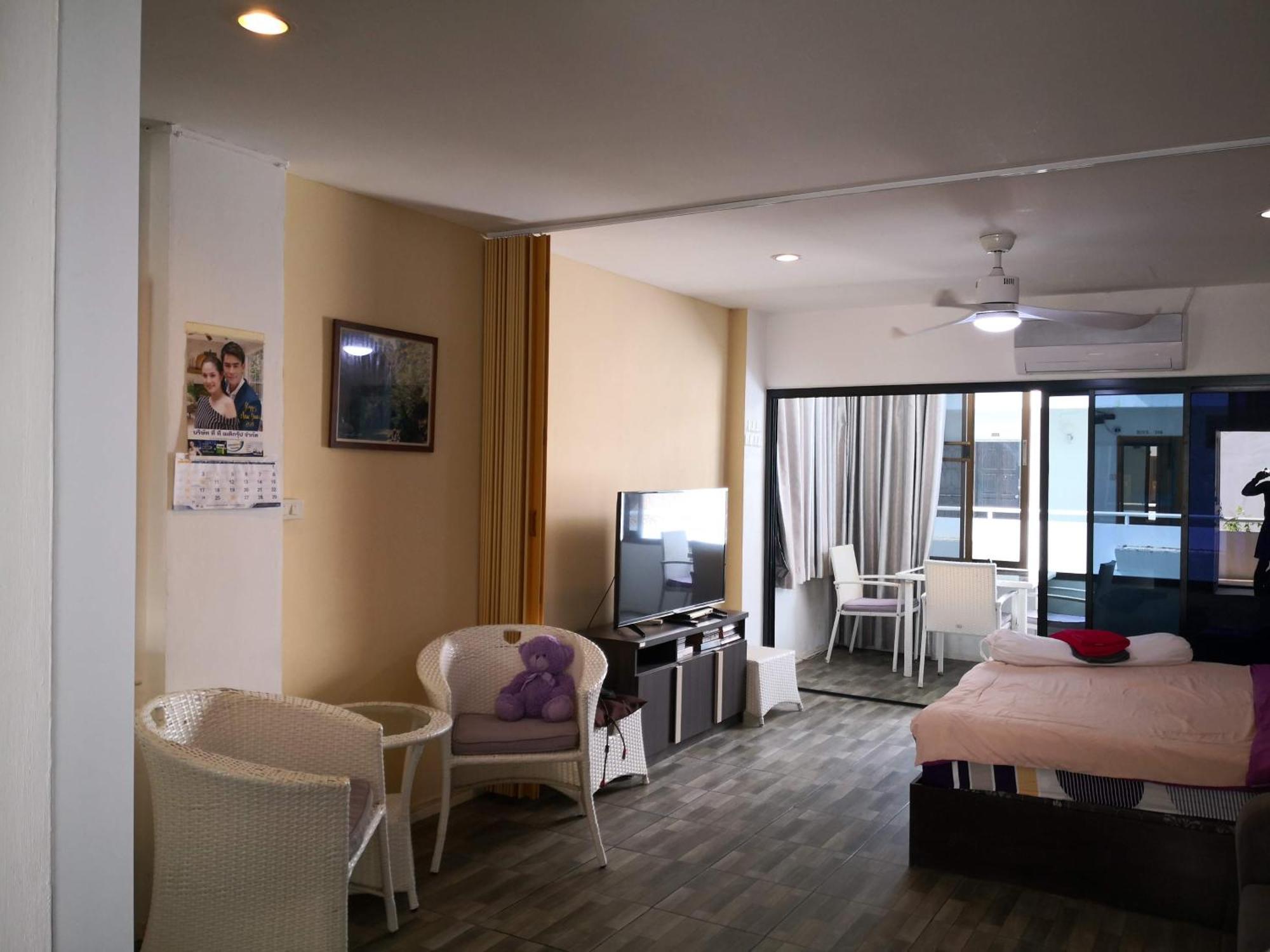 Jomtien Hill Pratamnak Apartment Pattaya