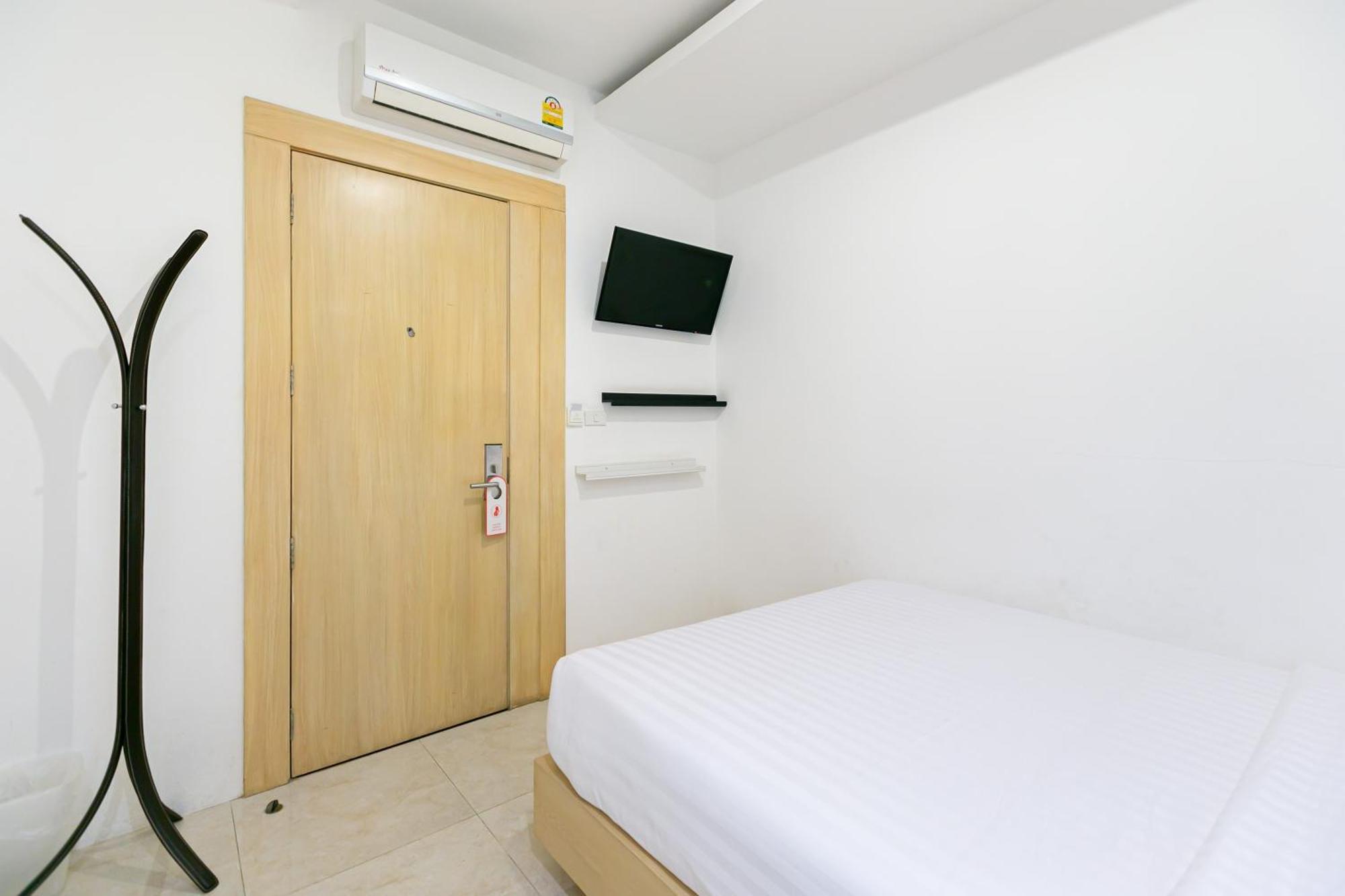 The Bedrooms Hostel