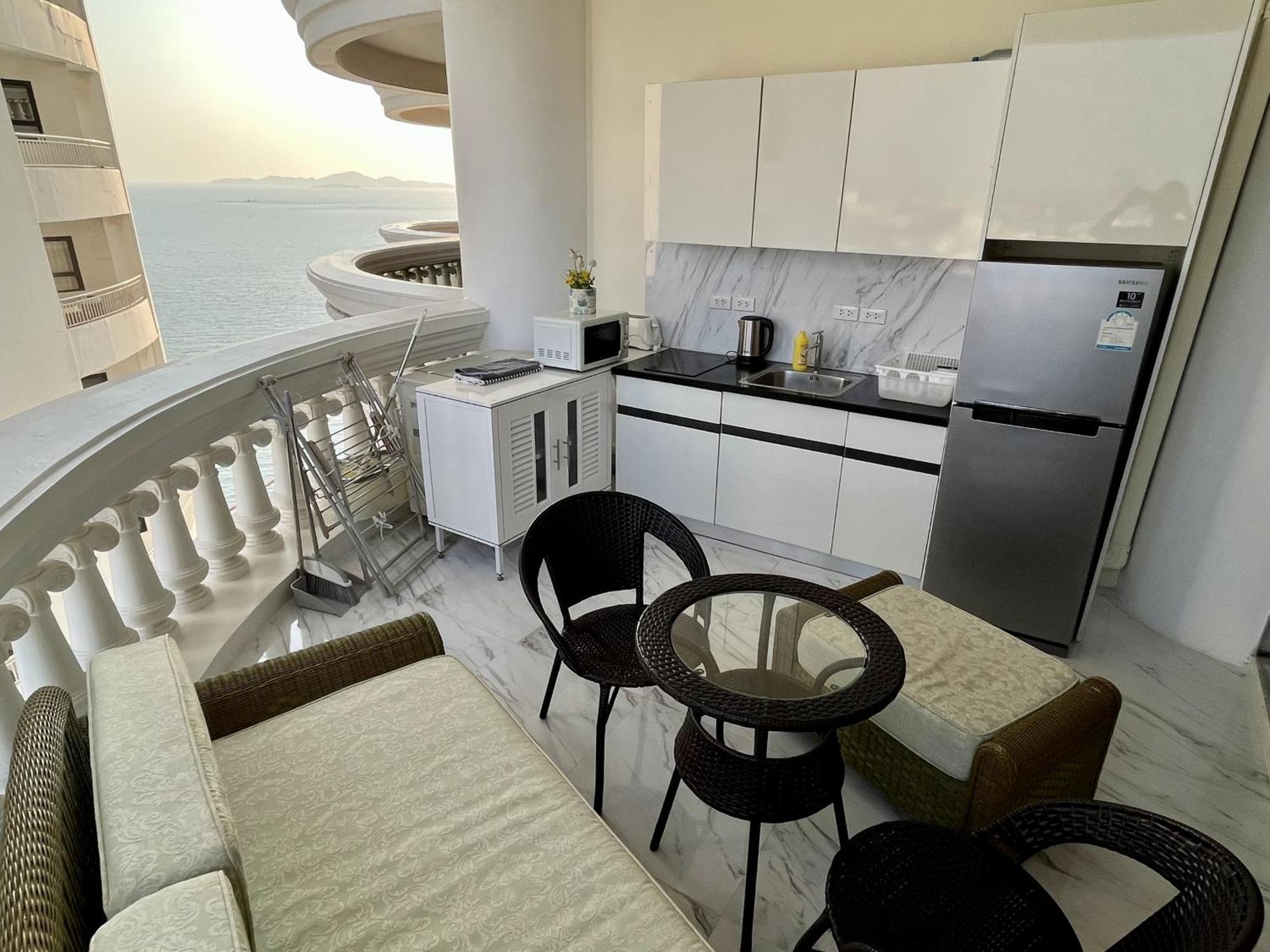 Sky Apartment