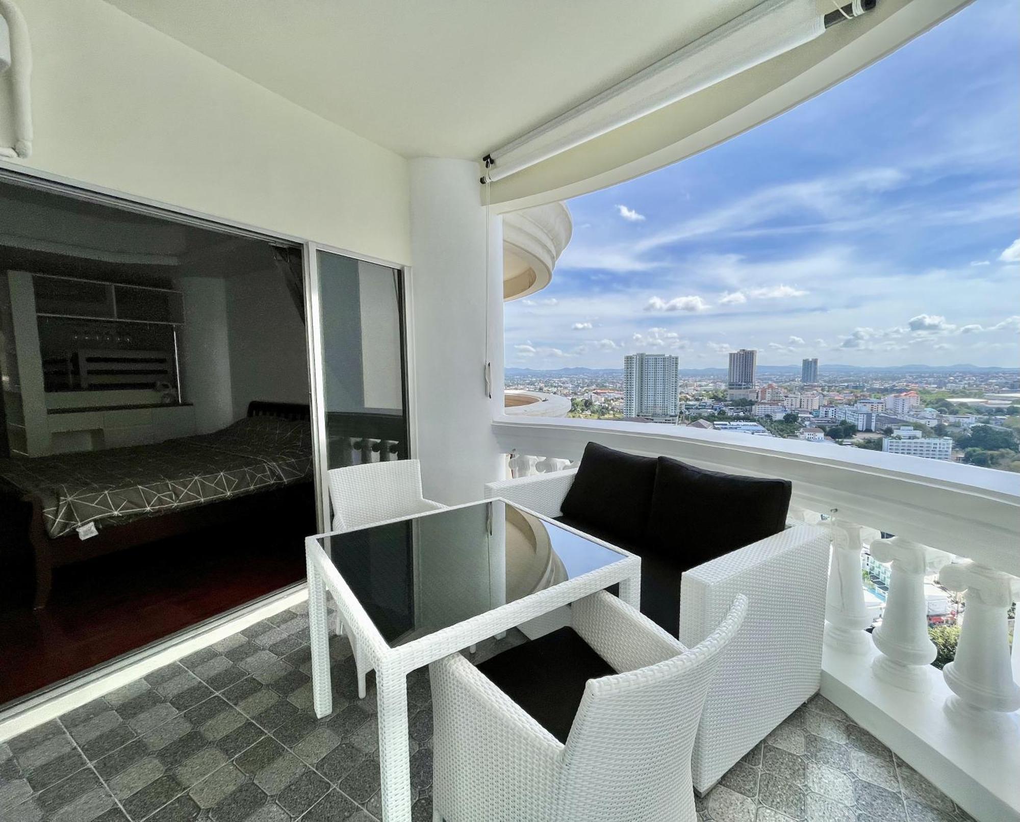 Apartment Sky