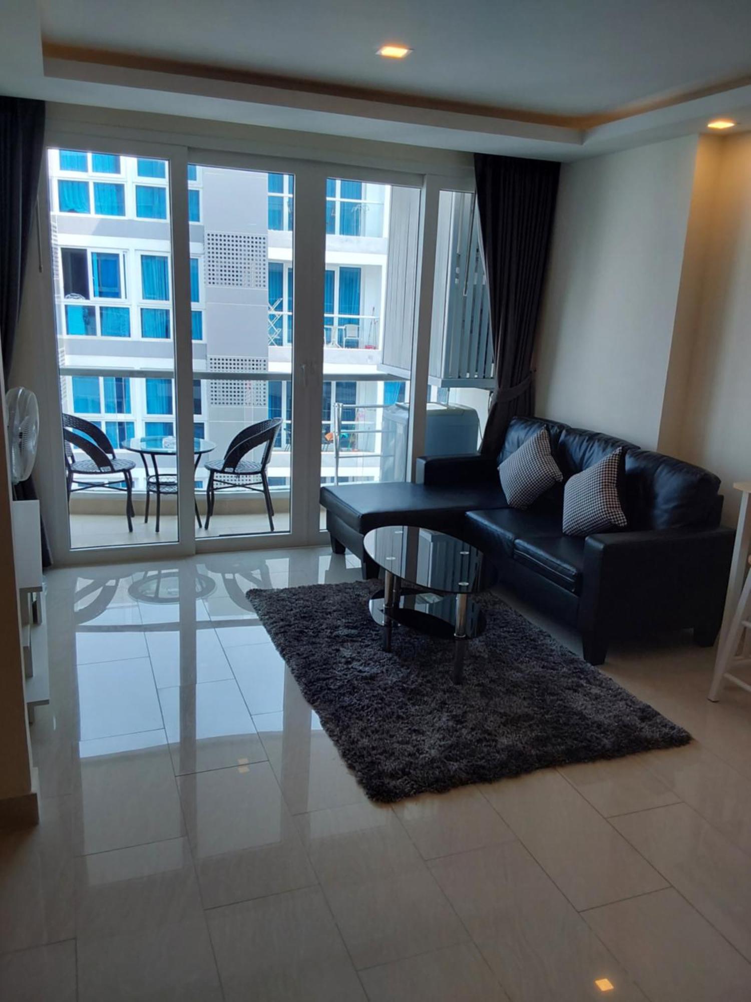 Apartment Grand Avenue, 2 Bed-/ 2 Bathroom, 70 Sqm, Pool View *