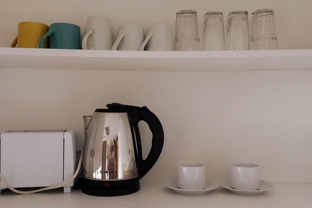 Grand Avenue, Luxury Suite, 72sqm Pool View With Lounge Area Apartment *