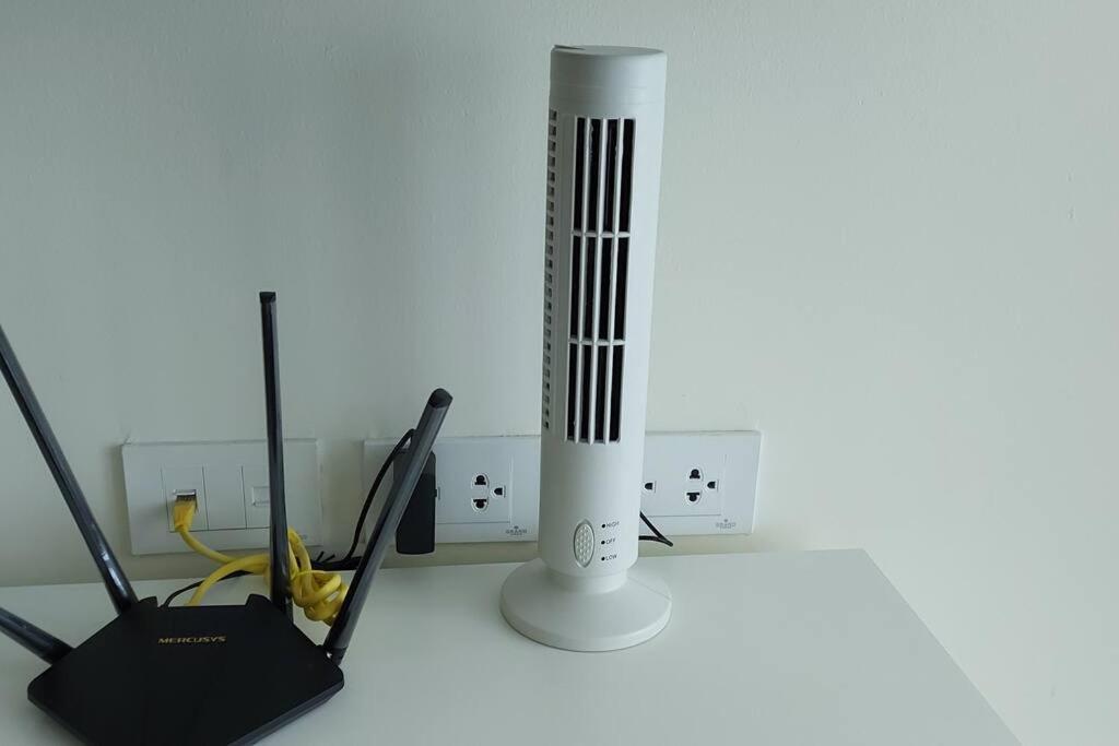 Grand Avenue, Luxury Suite, 72sqm Pool View With Lounge Area Apartment