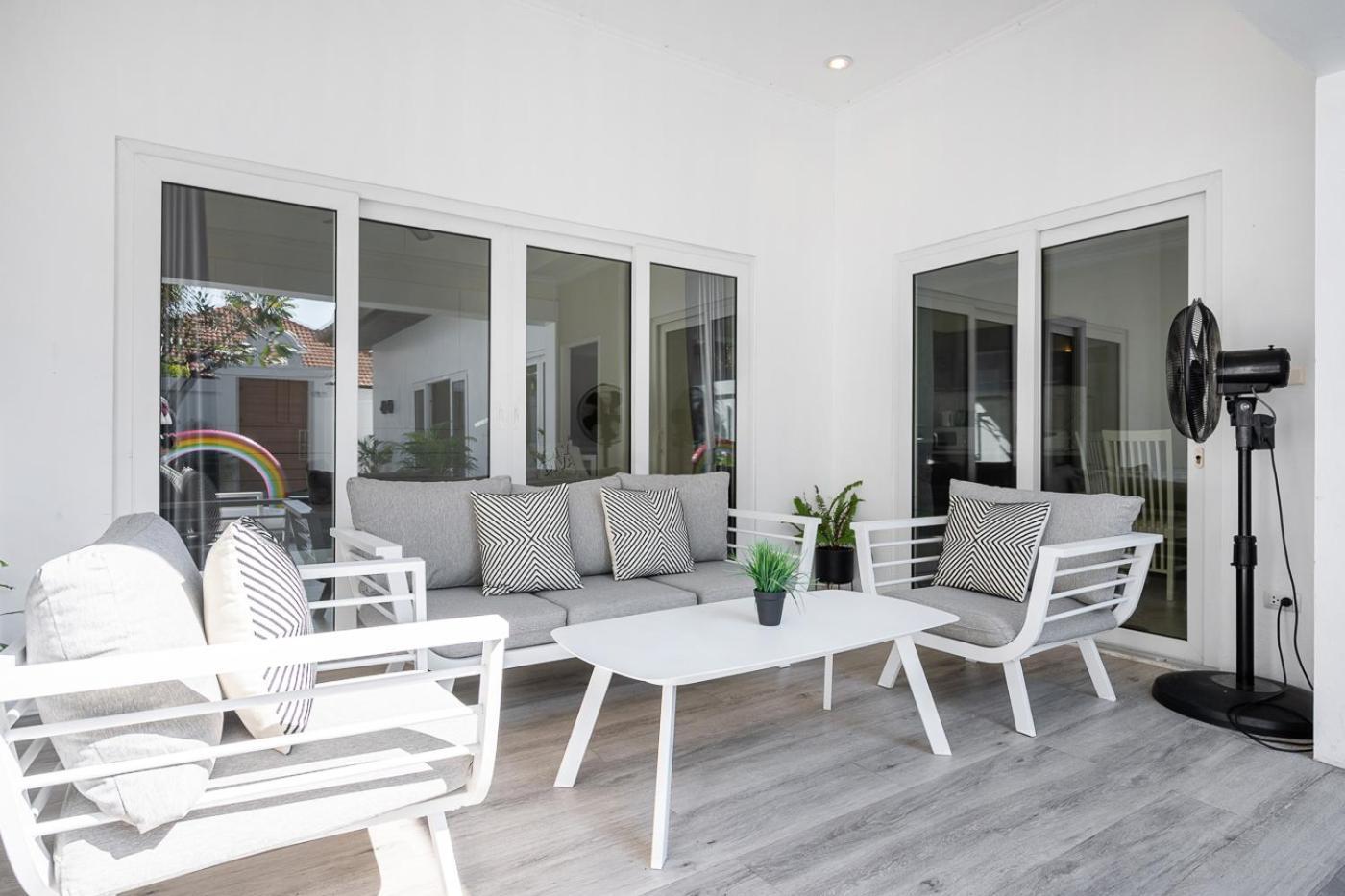 Majestic Pool Private Villa Pattaya