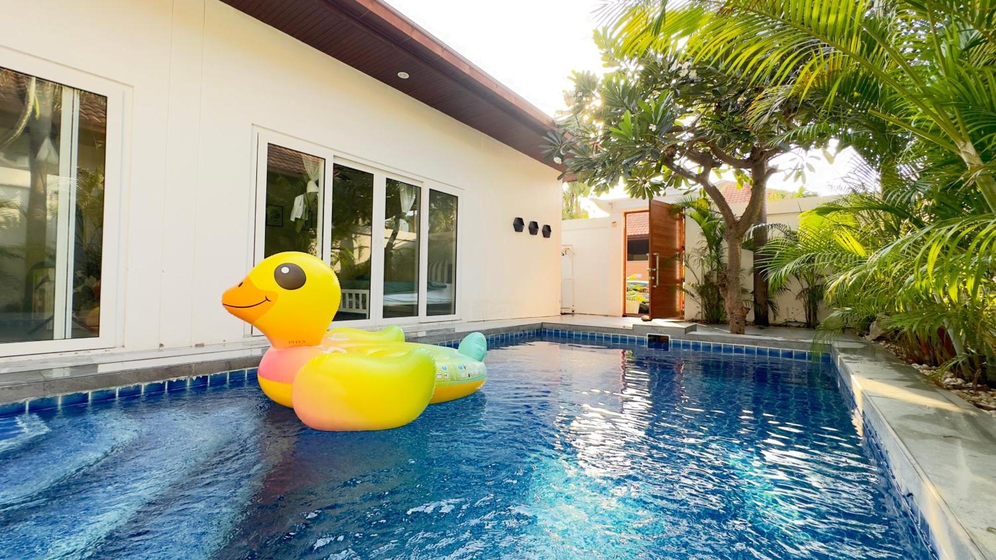 Majestic Pool 2 Bedrooms Private Villa Pattaya