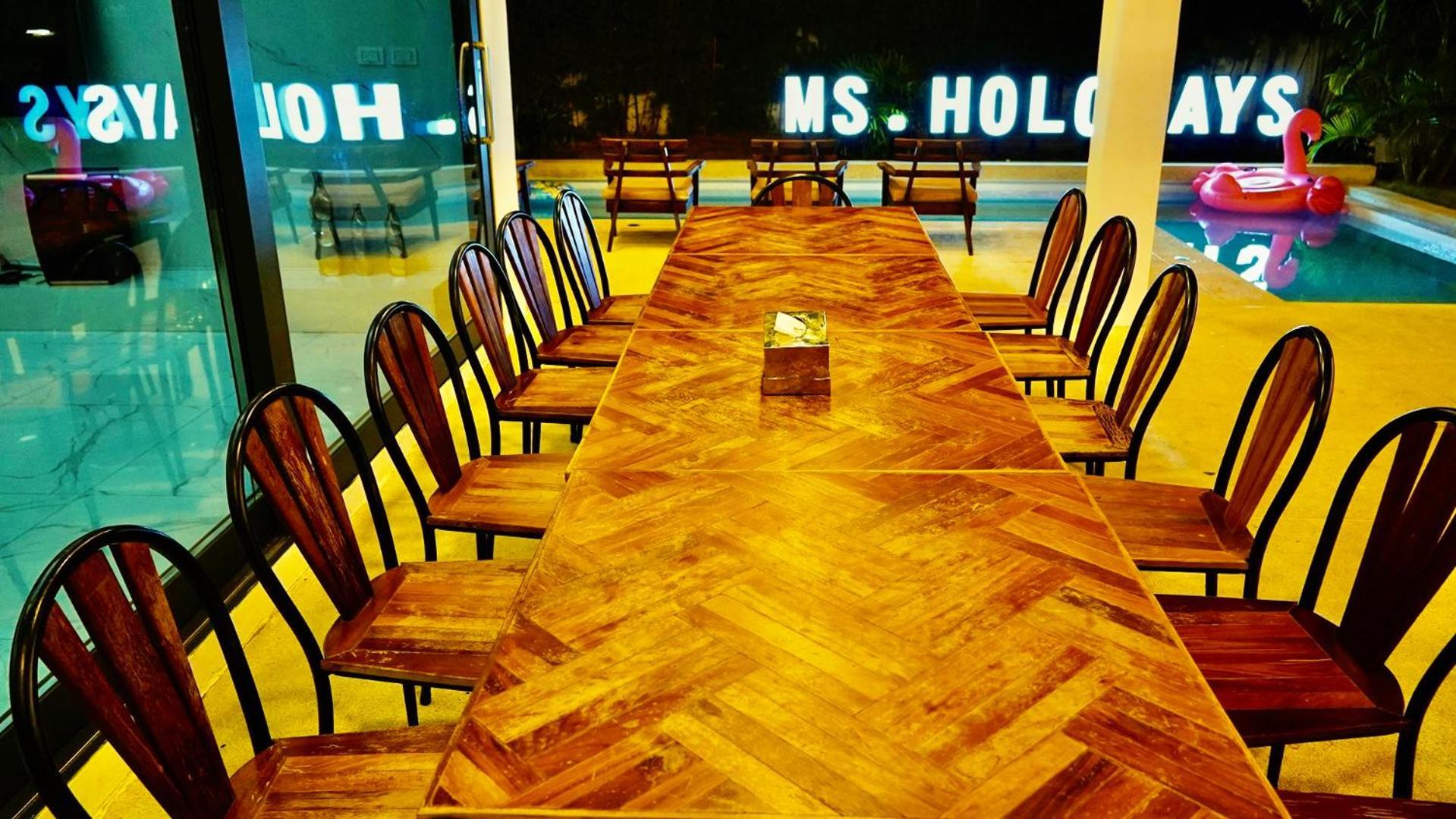 Ms.holodays Villa