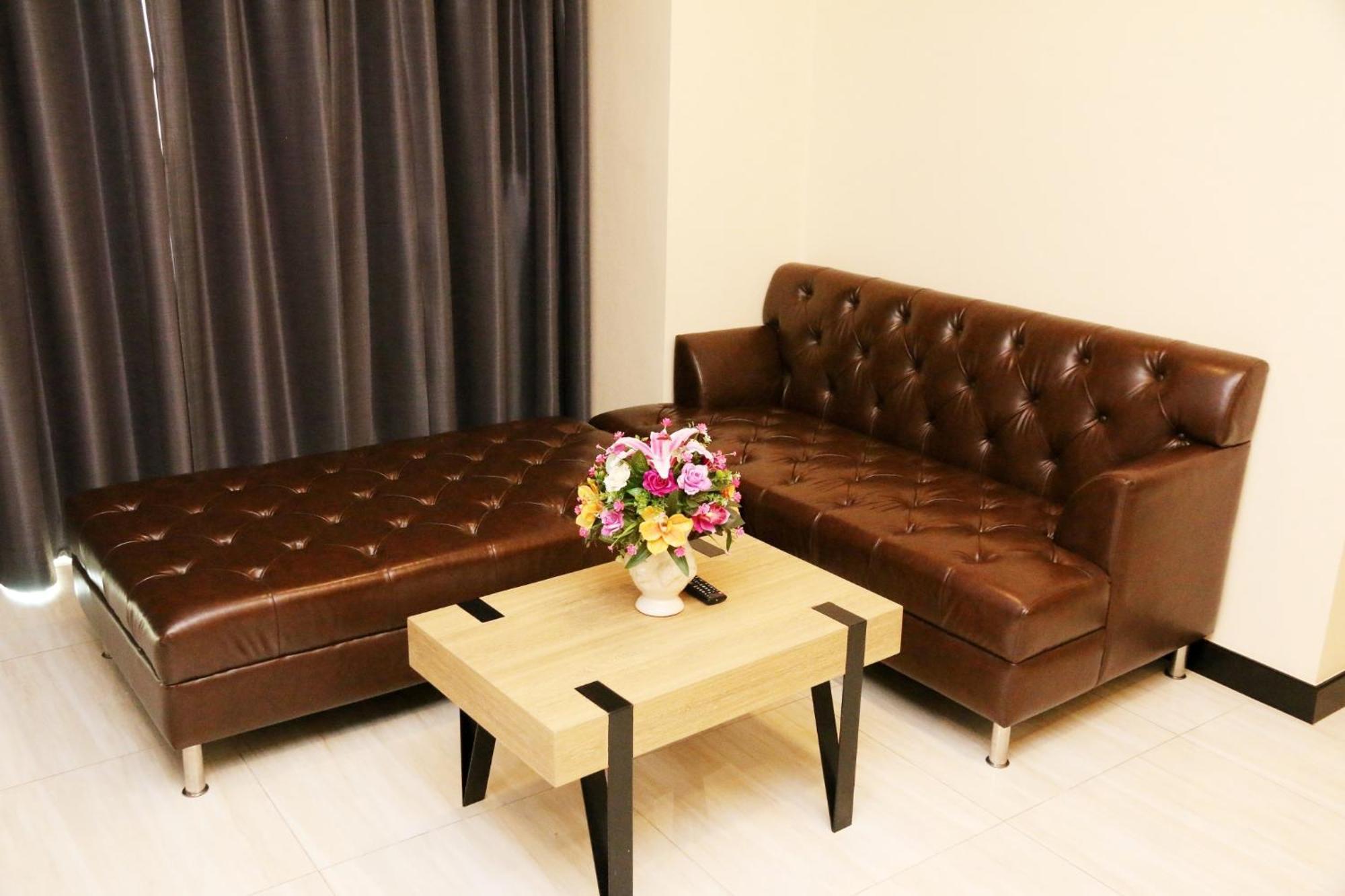 Hotel Crystal Palace Luxury Pattaya