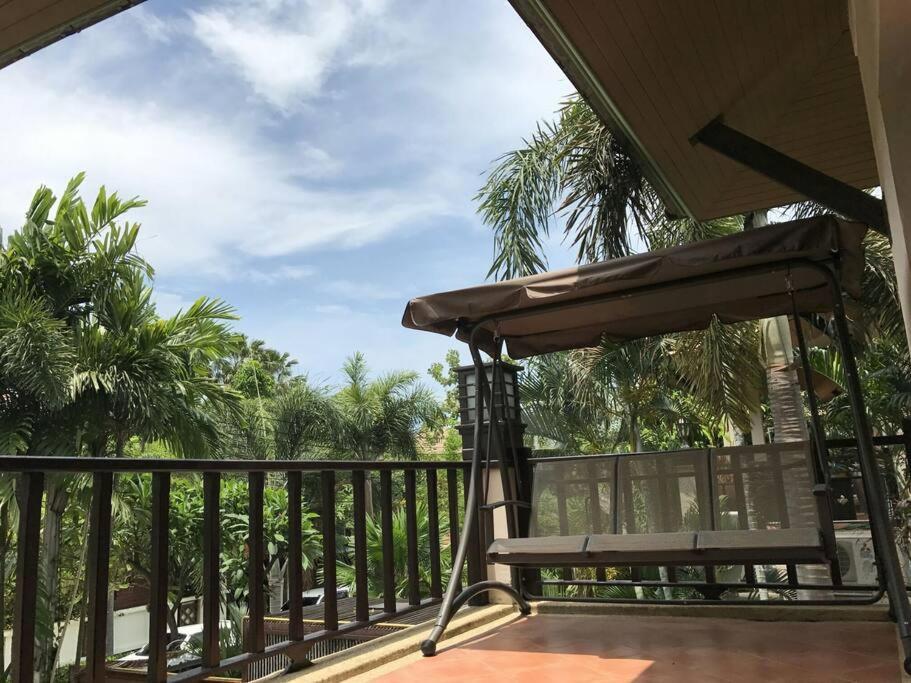 Deluxe Pool Close To And Walking Street! * Pattaya