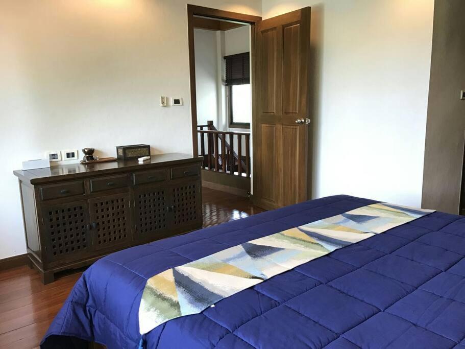 Villa Deluxe Pool Close To And Walking Street!