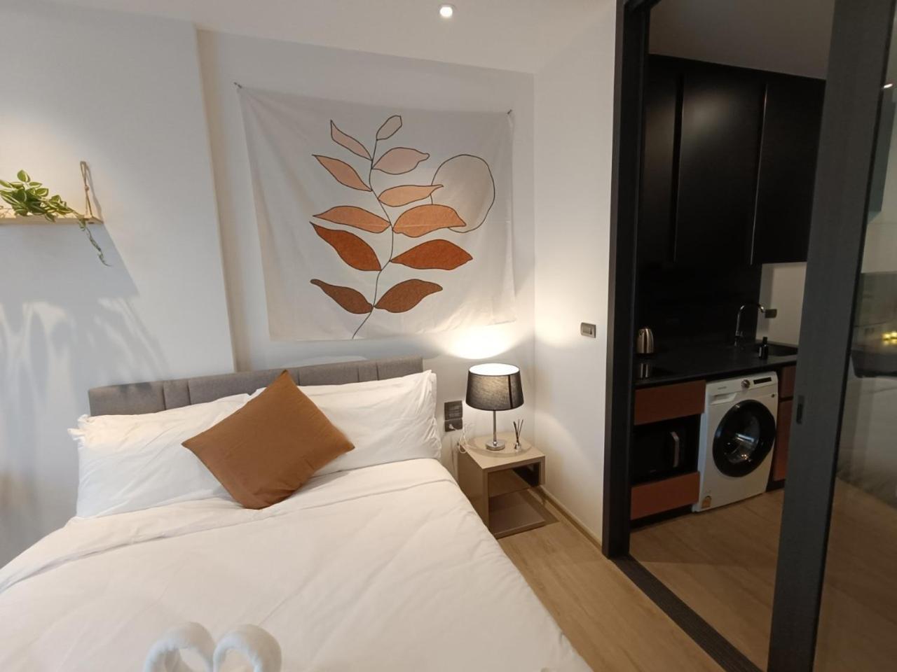 Downtown Chic Rooftop Pool #en797 Apartment Pattaya
