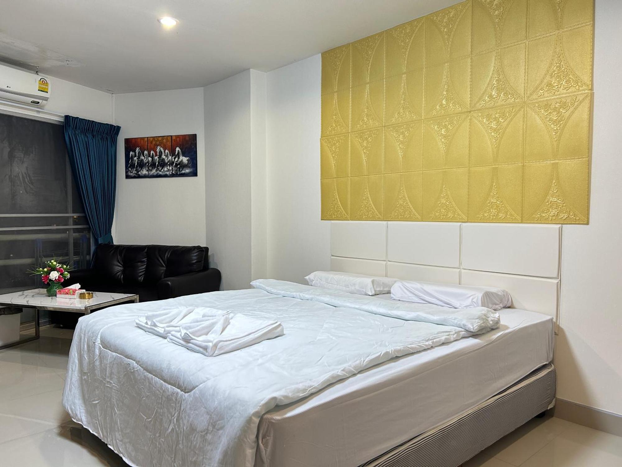 Apartment Mina View 1 Pattaya