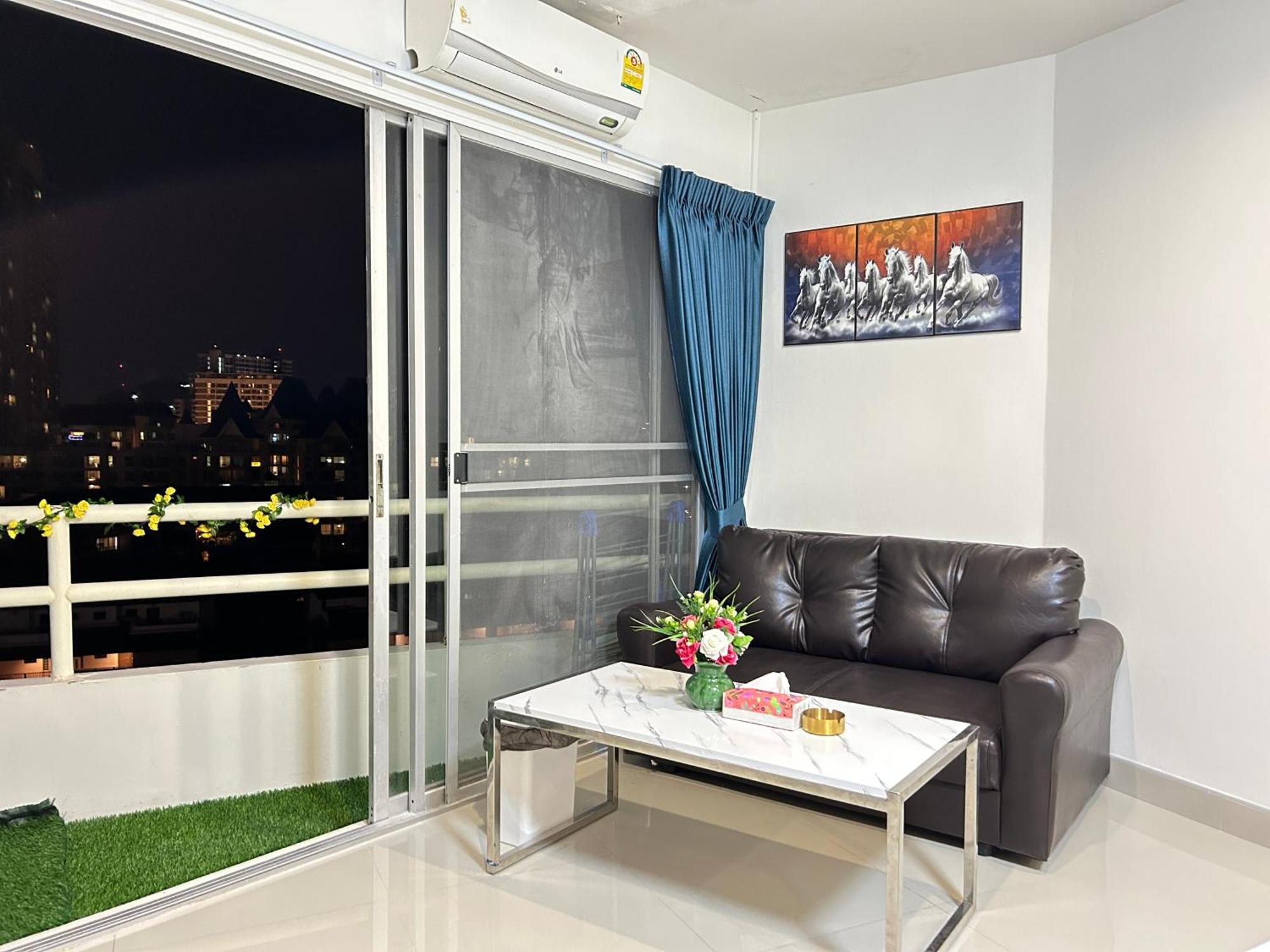 Apartment Mina View 1 *