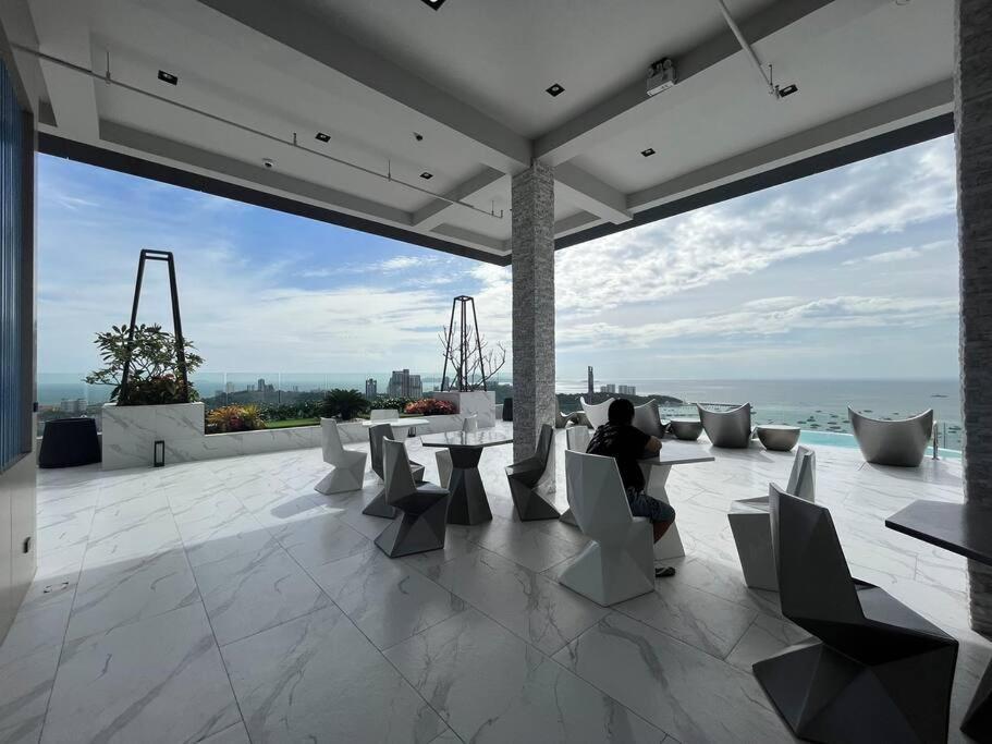 秘狗公寓arcadia Millennium Tower * Pattaya