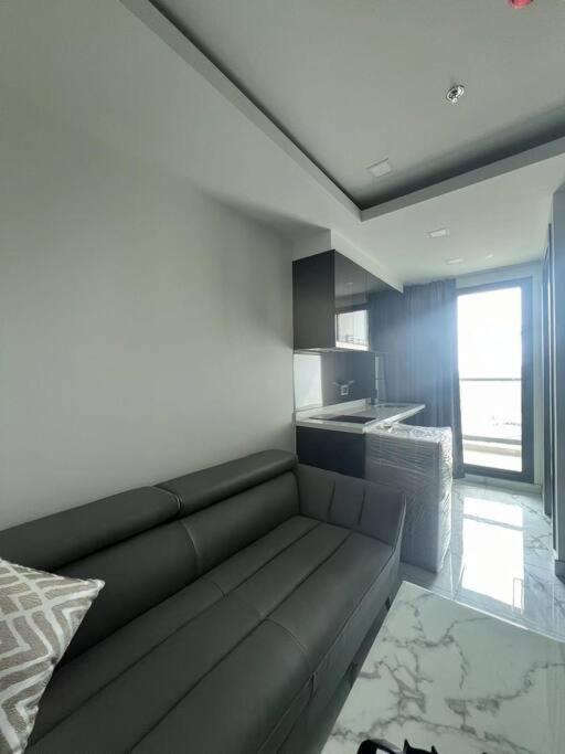 秘狗公寓arcadia Millennium Tower * Pattaya