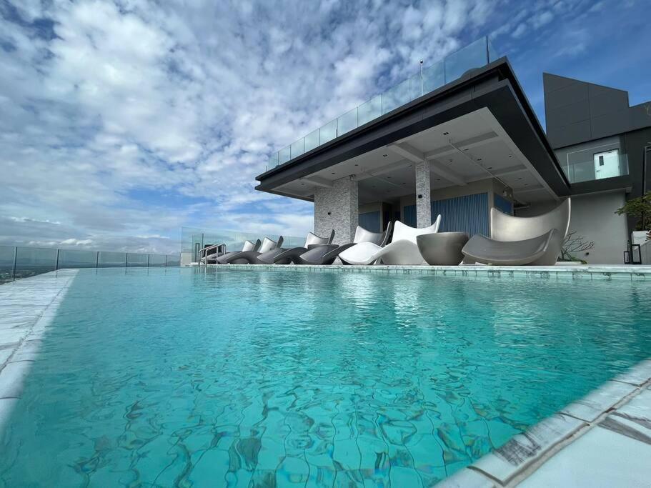 Apartment 秘狗公寓arcadia Millennium Tower Pattaya