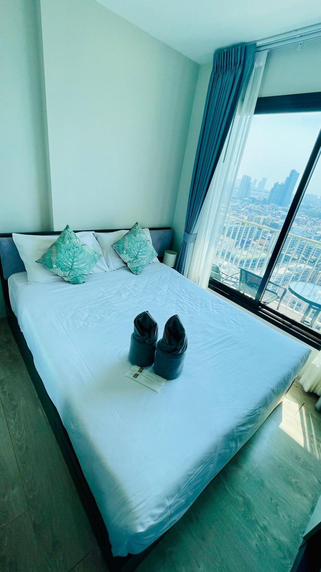 The Base 1 Bed 1 Bath Apartment *
