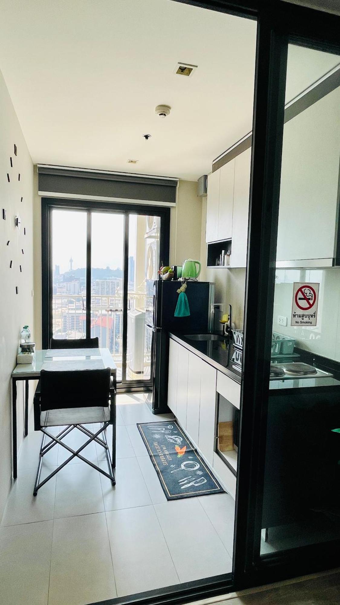 The Base 1 Bed 1 Bath Apartment *