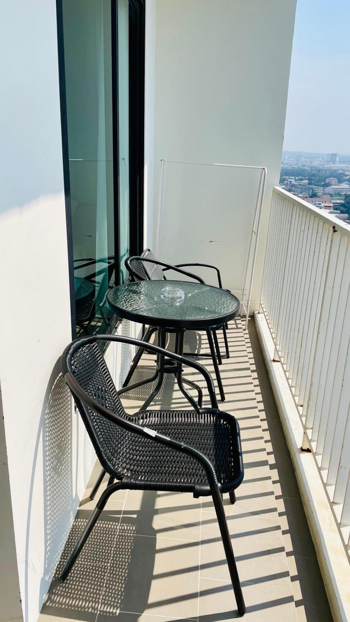 The Base 1 Bed 1 Bath * Pattaya