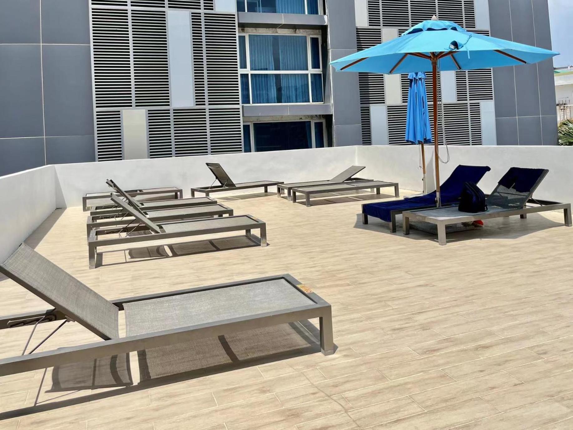 Apartment 芭提雅中心地带 Centara Avenue 一房公寓5楼 紧邻海滩, 酒吧街, 智能电视 Pattaya