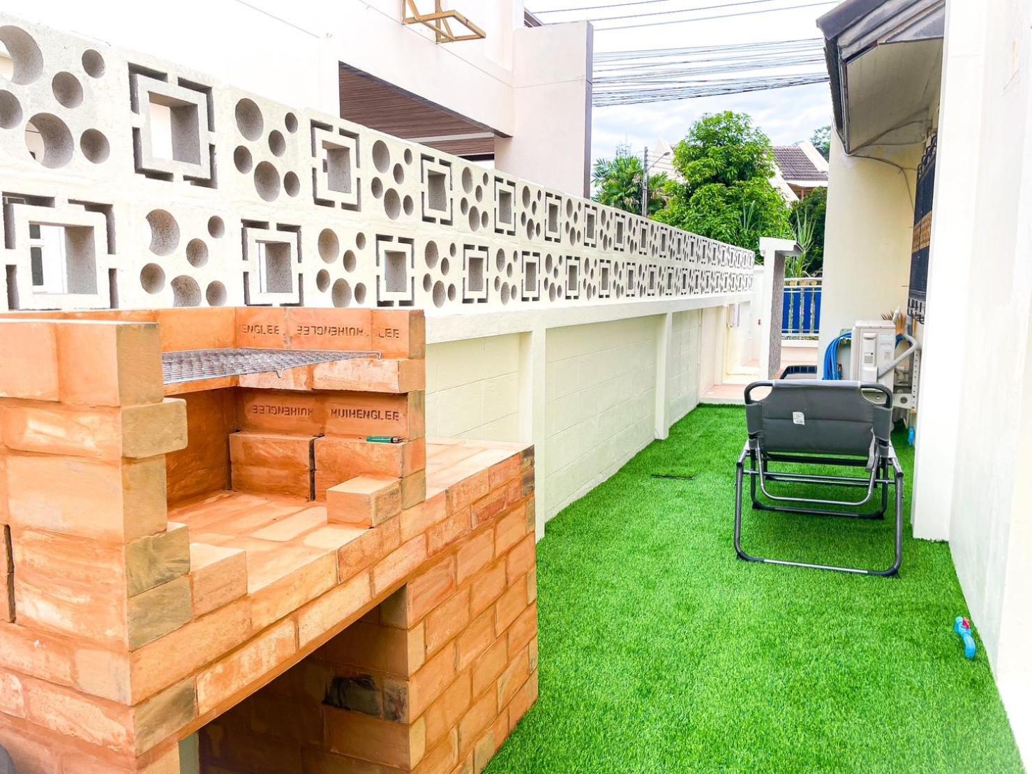Kouac - House Walking Street 3 Bedrooms Villa Pattaya
