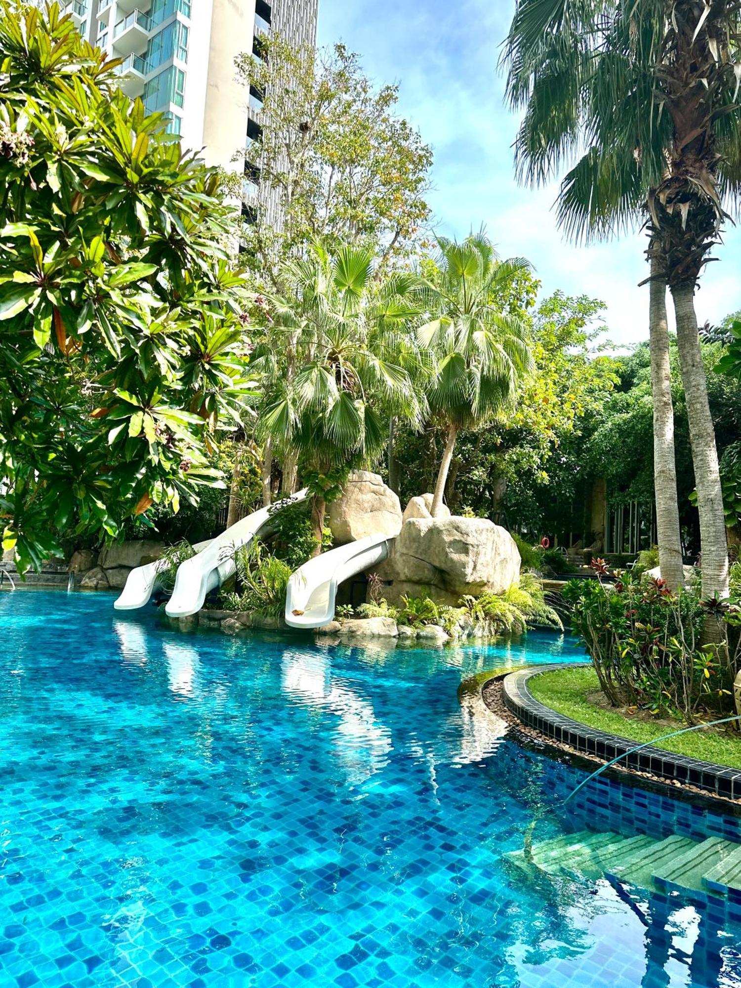 Riviera Wongamat Apartment Pattaya