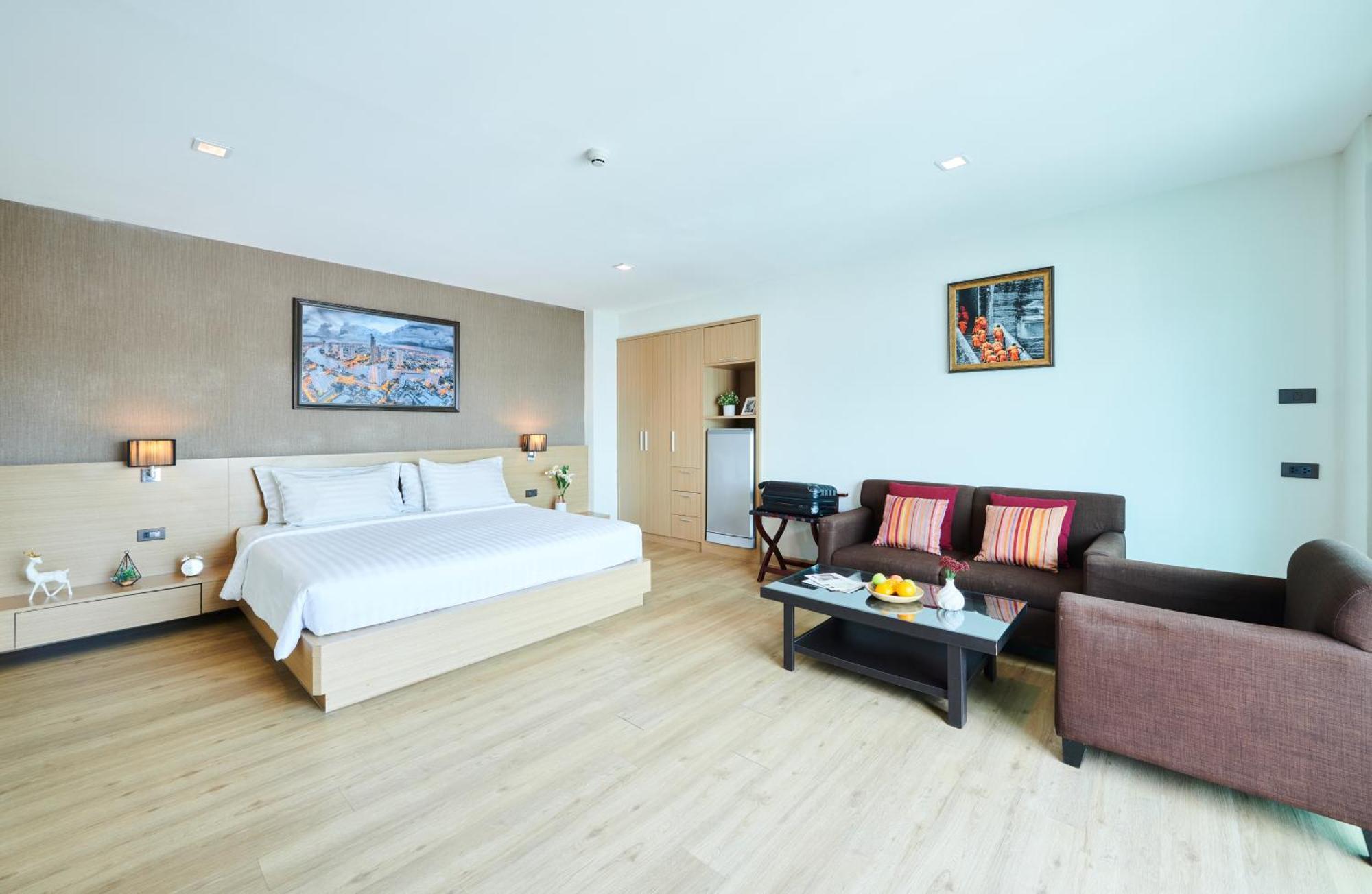 Adelphi 4* Pattaya