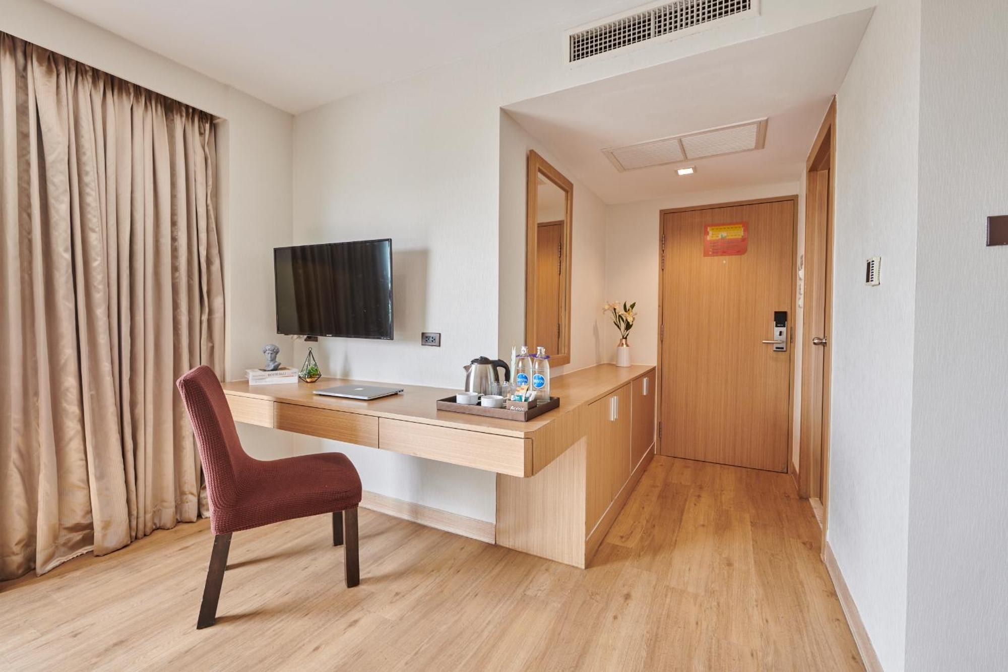 Adelphi Hotel Pattaya