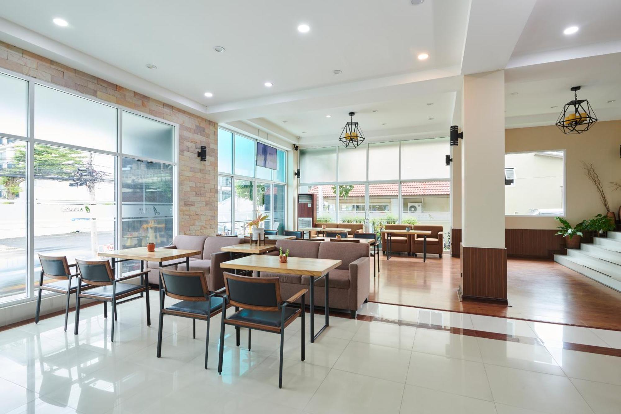 Hotel Adelphi 4*