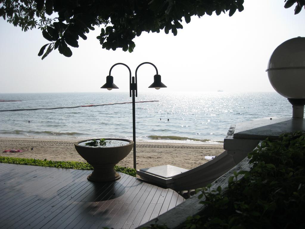Sky Orchid Beachfront