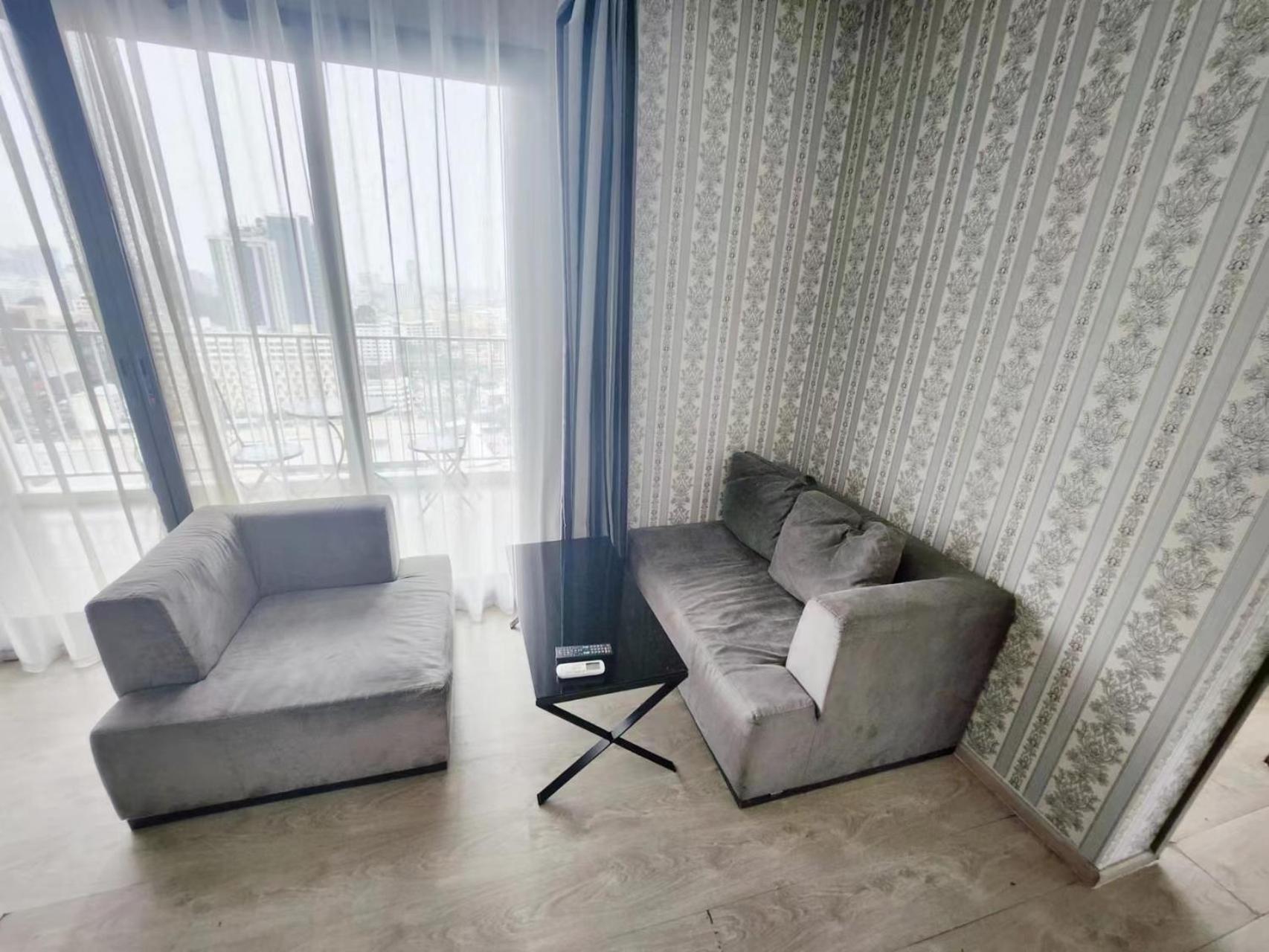 泰国芭提雅thebase无边游泳池公寓 Apartment *