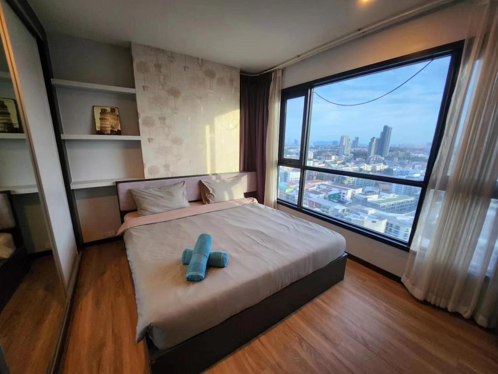 Apartment 泰国芭提雅thebase无边游泳池公寓 Pattaya