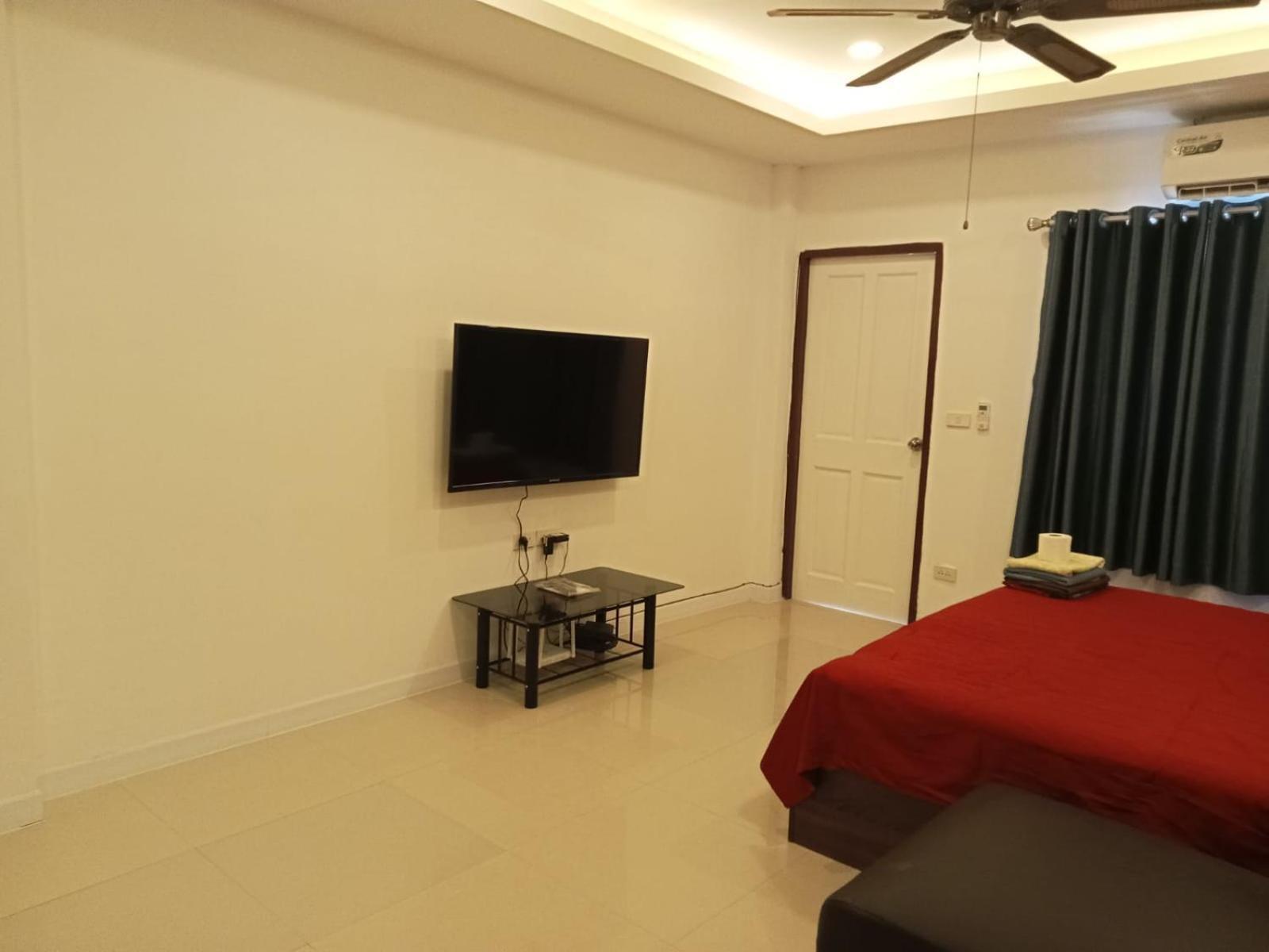 Aura Place Apartment Pattaya