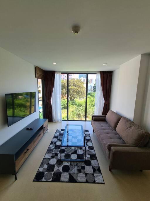 Apartment Aurora Pratumnak By Rogproperty Pattaya