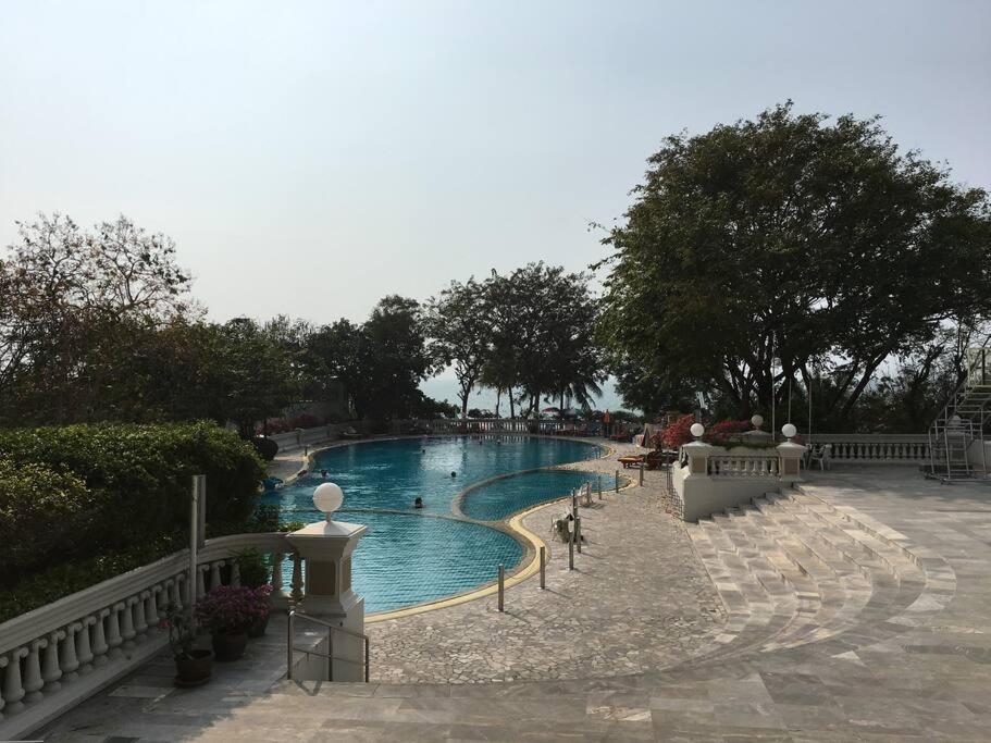 Apartment Private Spacious Pool And Panoramic Seaview From Balconies, 3 Bedroom In