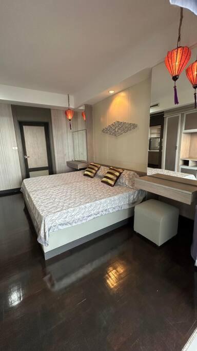 Private Spacious Pool And Panoramic Seaview From Balconies, 3 Bedroom In Apartment Pattaya