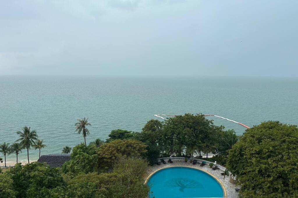 Apartment Private Spacious Pool And Panoramic Seaview From Balconies, 3 Bedroom In *