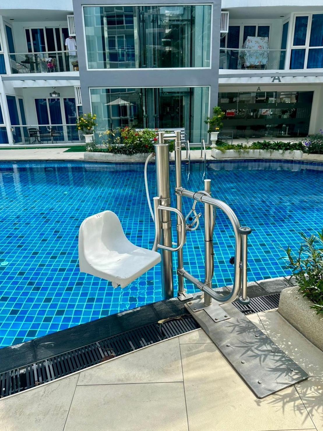 Large 2 Bedroom Condo, Grand Avenue, Apartment Pattaya