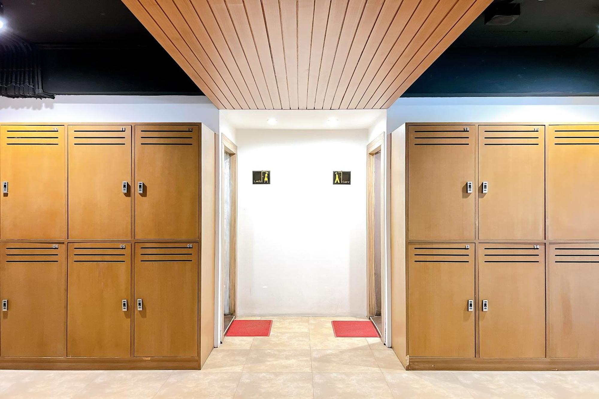 The Bedrooms Hostel *