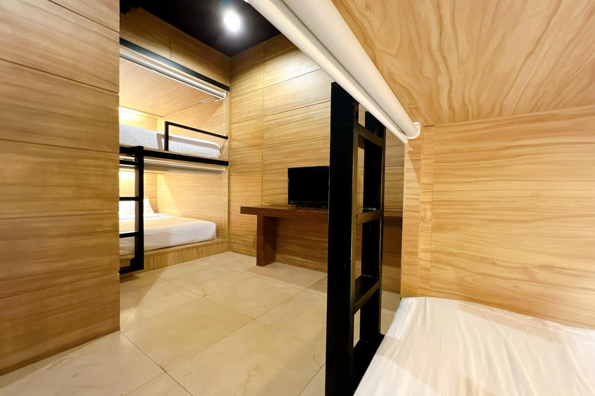 The Bedrooms Hostel *